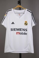 طقم ريال مدريد الاساسي 2004/2005