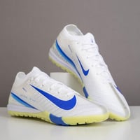 جزمة كرة قدم Nike