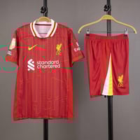 طقم ليفربول الاساسي 2024/2025