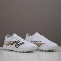 جزمة كرة قدم Nike