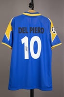 طقم يوفينتوس كلاسيكي 1995/1996