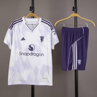 طقم مانشستر يونايتد الاحتياطي 2025/2026