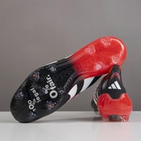 جزمة كرة قدم Adidas