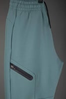 ترنك اديداس