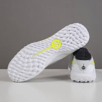 جزمة كرة قدم Nike