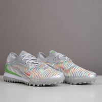 جزمة كرة قدم Nike