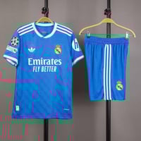 طقم ريال مدريد الاحتياطي 2025/2026