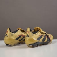 جزمة كرة قدم Adidas