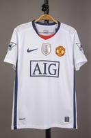 طقم مانشستر يونايتد كلاسيكي 2008