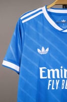 طقم ريال مدريد الاحتياطي 2025/2026