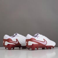 جزمة كرة قدم Nike