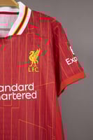 طقم ليفربول الاساسي 2024/2025