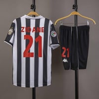 طقم اليوفي كلاسيكي