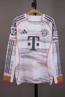 طقم بايرن ميونخ كم طويل 2025/2026