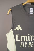 طقم تمارين ريال مدريد 2025/2026