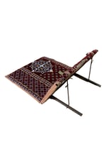 تكاية نفر ونص كلاسيكي