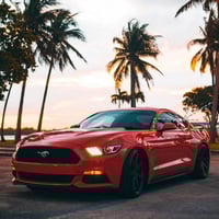 مرايه موستنق 2015-2023 يسار