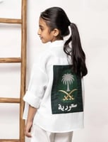 قميص كتان بتطريز شعار سيفين ونخلة