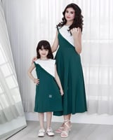 فستان أخضر شعار المملكة