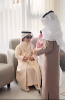 ثوب اطفال ملكي مع دقلة