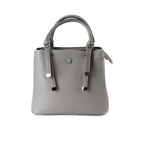 شنطة يد انيقه و بجودة عالية مع حمالة للكتف - متعدد...