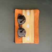 بوك باوتش البشت Pouch Bisht