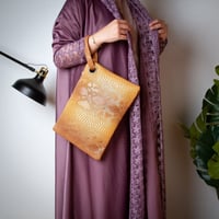 ناري
