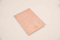 بطاقة تهنئة بيوم الميلاد بعبارة مقتبسه من مسلسل فر...