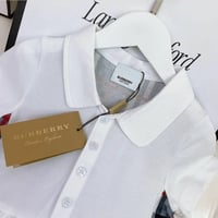 فستان بتفاصيل أنيقه ومميزة