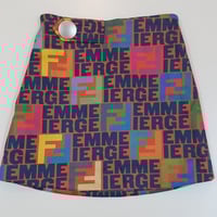 تنورة ملونه