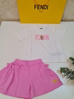 طقم بناتي فخم وأنيق