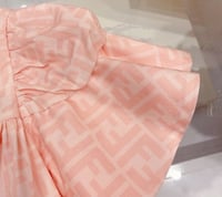 فستان بناتي بتفاصيل أنيقه وجيوب مخفيه