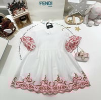 فستان بناتي أبيض مطرز قطن بتفاصيل انيقه باللون الا...