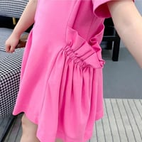 فستان مميز بياقة بيضاء ناعمه