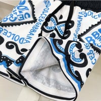 طقم ولادي مميز من قطعتين