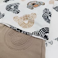 طقم ولادي جميل