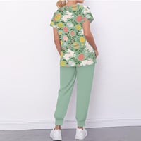 سكراب بلون أخضر فاتح مزين بالبيض المطلية الملونة،...