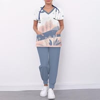 سكراب بألوان متدرجة مع جيوب وبنطلون رمادي