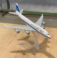 مجسم الطائرة المعدني لمحبين السفر