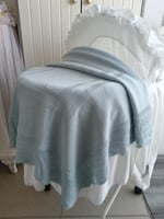 ملف صوف دانتيل