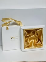 إسوارة ذهبية بفصوص زركون – أناقة ناعمة