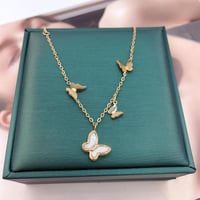 إسوارة ذهبية بفصوص زركون – أناقة ناعمة