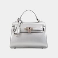 شنطة يد نسائية جلد فضي من BAGCO – تصميم عصري انيق