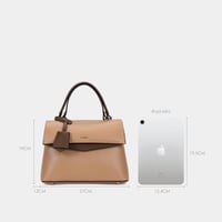 شنطة يد نسائية ومحفظة جلد بيج من BAGCO – تصميم عصر...