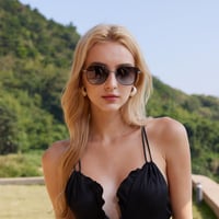 نظارات شمسية نسائية تصميم انيق - لون اسود