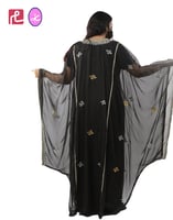 ثوب مستوحاة من موروث المنطقة الشرقية