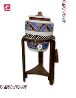 زير هندي مع حامل خشب حجم وسط