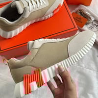 حذاء سنيكرز الايطالي من هيرمز