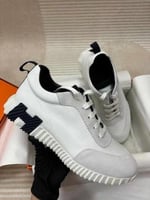 حذاء سنيكرز الايطالي من هيرمز