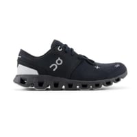 حذاء ركض للنساء أون